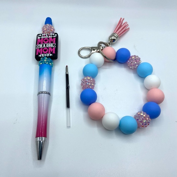 Handmade Beaded Keychain Bracelet and Gradient Pen Set-Cool Mom - Picture 2 of 5